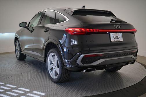 2025 Audi Q5 Sportback Premium Plus TFSI quattro S tronic