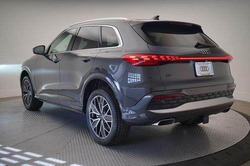 2025 Audi Q5 Premium Plus TFSI quattro S tronic