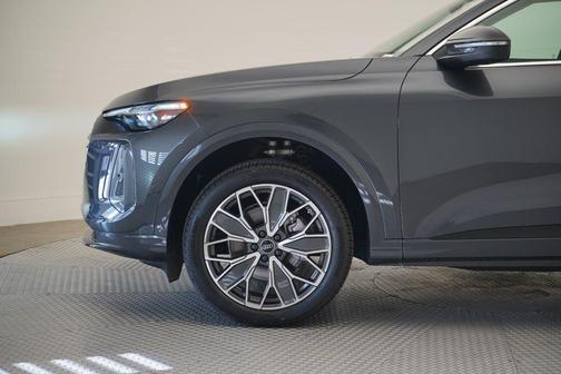 2025 Audi Q5 Premium Plus TFSI quattro S tronic