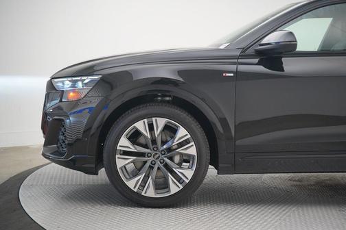 2026 Audi Q8 55 Premium Plus