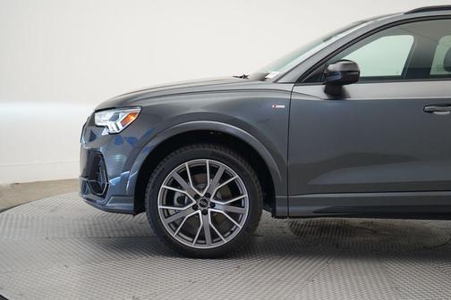 2025 Audi Q3 45 S line Premium Plus