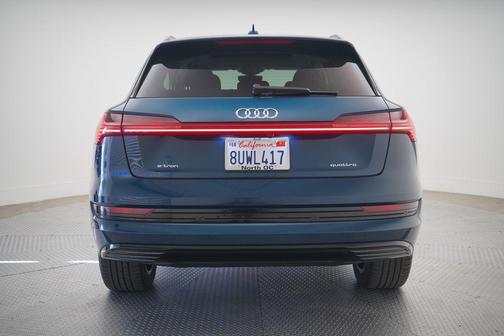 2021 Audi e-tron Premium