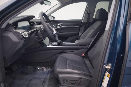 2021 Audi e-tron Premium