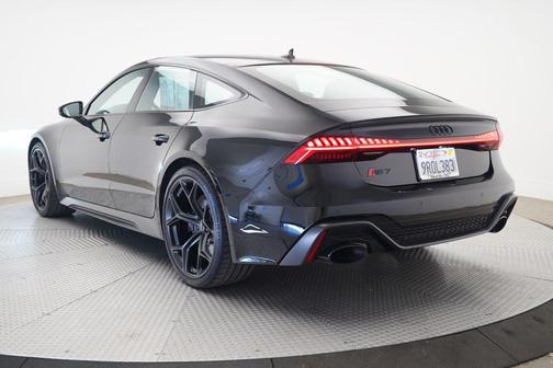 2025 Audi RS 7 4.0T Performance