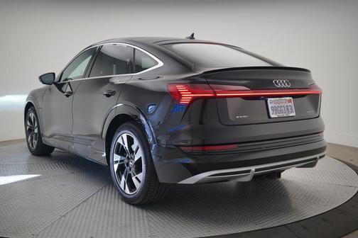 2022 Audi e-tron Sportback S line Premium Plus