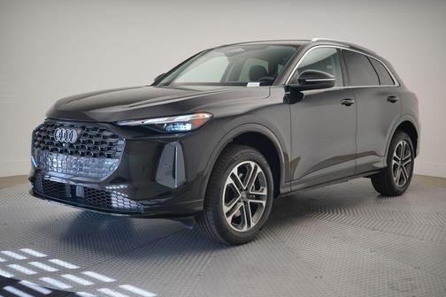 2025 Audi Q5 Premium TFSI quattro S tronic