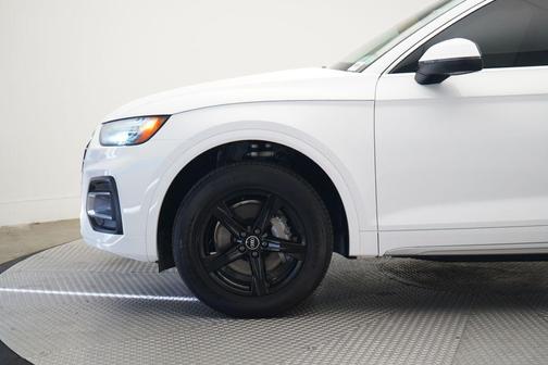2023 Audi Q5 40 Premium