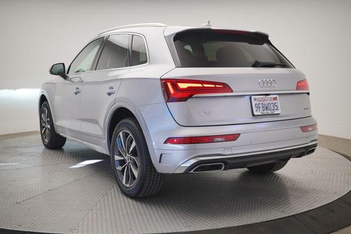 2023 Audi Q5 45 S line Premium