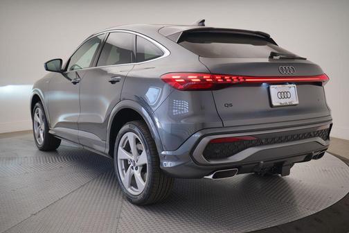 2025 Audi Q5 Sportback Premium Plus TFSI quattro S tronic