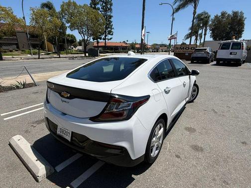 2018 Chevrolet Volt LT