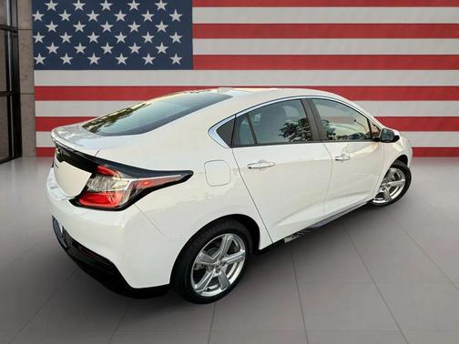 2017 Chevrolet Volt LT