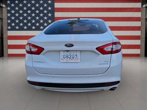 2015 Ford Fusion Hybrid SE