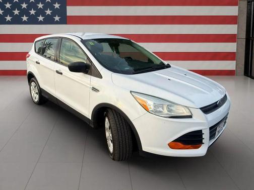 2015 Ford Escape S