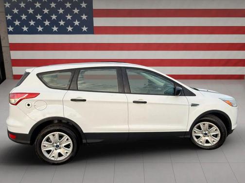 2015 Ford Escape S