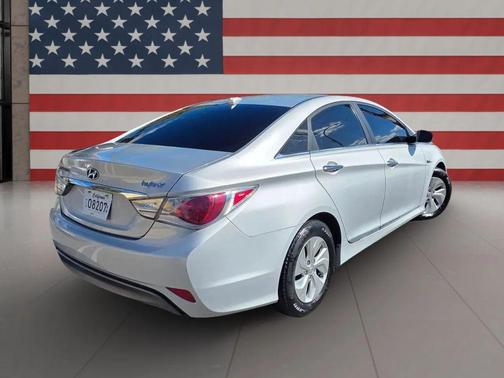 2015 Hyundai SONATA Hybrid Base