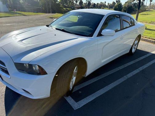2012 Dodge Charger SE