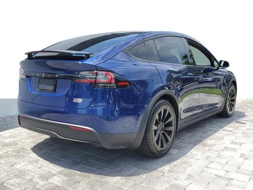 2023 Tesla Model X Plaid
