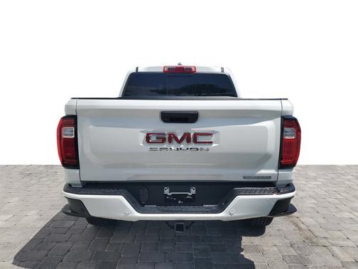 Summit White 2025 GMC Canyon 2WD Elevation