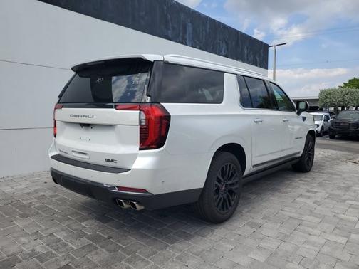2025 GMC Yukon XL Denali Ultimate