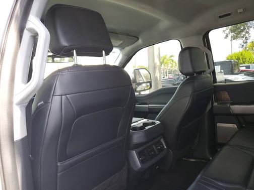 2024 Ford F-450 LARIAT