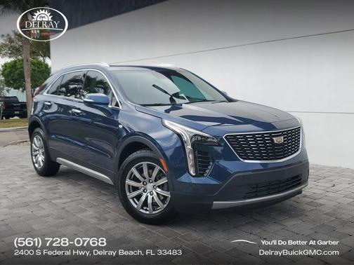 2022 Cadillac XT4 FWD Premium Luxury