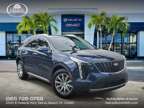 2022 Cadillac XT4 FWD Premium Luxury