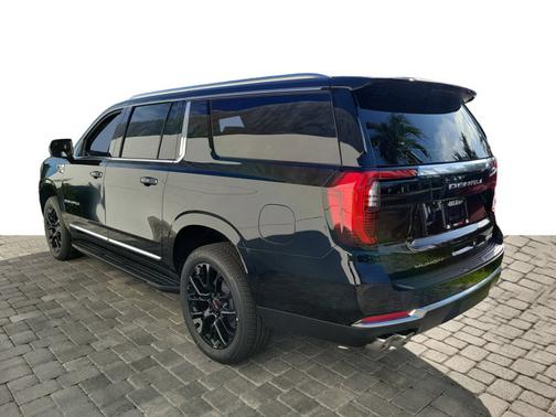 Onyx Black 2026 GMC Yukon XL Denali