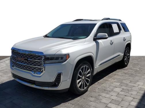 2022 GMC Acadia Denali