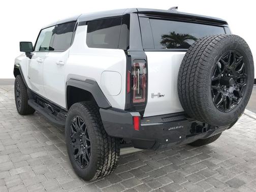 2025 GMC HUMMER EV SUV 2X