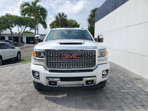 2019 GMC Sierra 2500 Denali