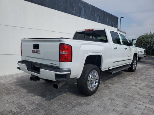 2019 GMC Sierra 2500 Denali
