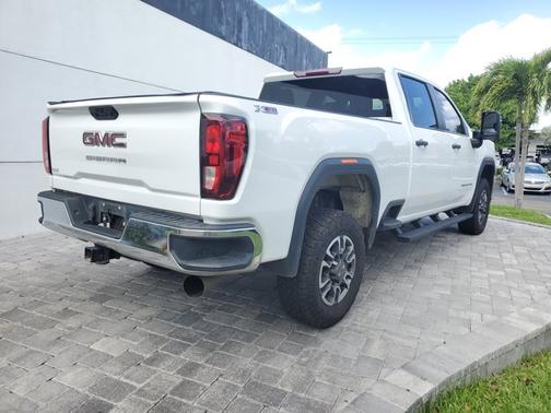 2023 GMC Sierra 3500 Pro
