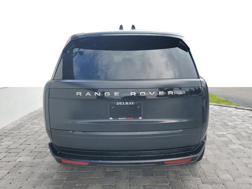 2022 Land Rover Range Rover SE