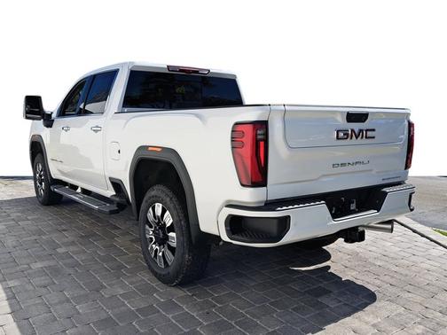 2025 GMC Sierra 2500 Denali