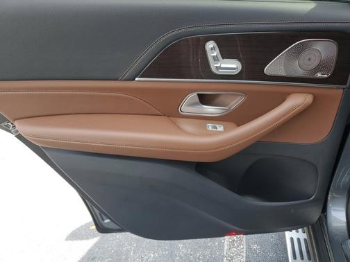 2024 Mercedes-Benz GLS 450 Base