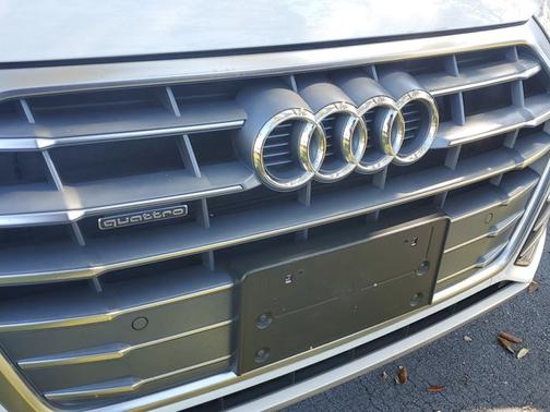 2019 Audi Q5 Premium Plus