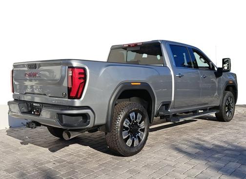 2025 GMC Sierra 2500 Denali