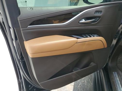 2022 Cadillac Escalade ESV Premium Luxury