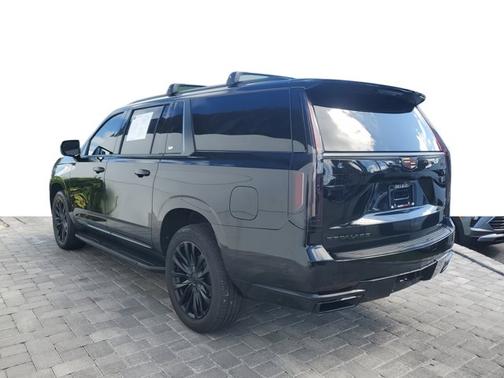 2022 Cadillac Escalade ESV Premium Luxury