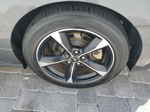 2021 Ford Mustang EcoBoost