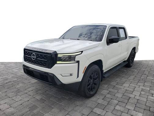 Glacier White 2023 Nissan Frontier SV