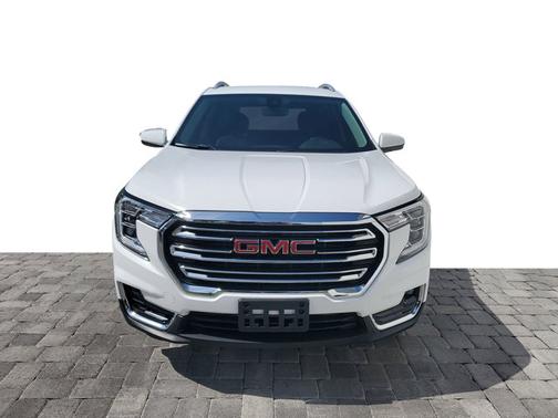Summit White 2023 GMC Terrain SLT