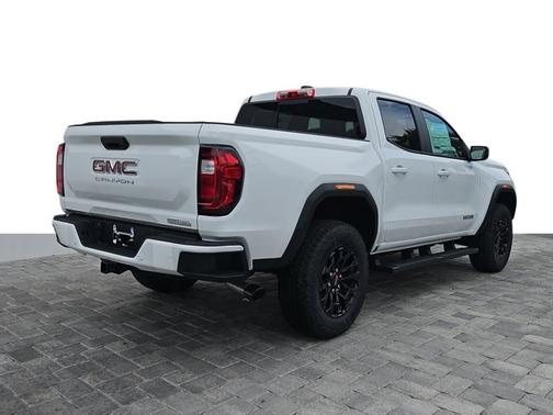2026 GMC Canyon 2WD Elevation