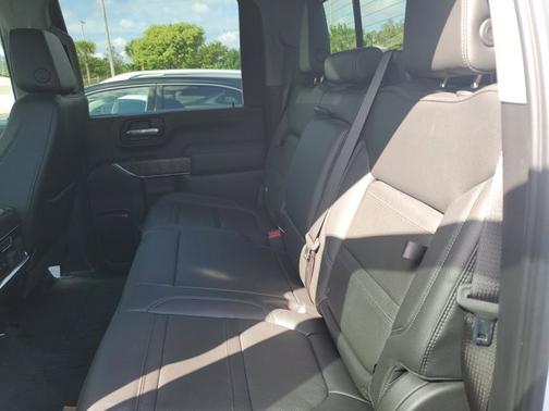 2023 GMC Sierra 2500 Denali