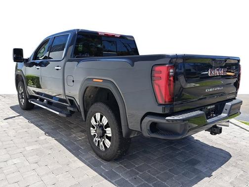 2025 GMC Sierra 2500 Denali