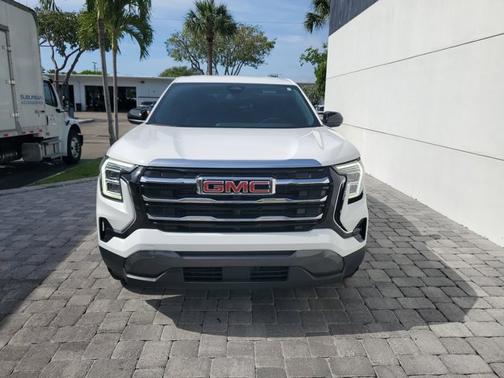 Summit White 2025 GMC Terrain FWD Elevation