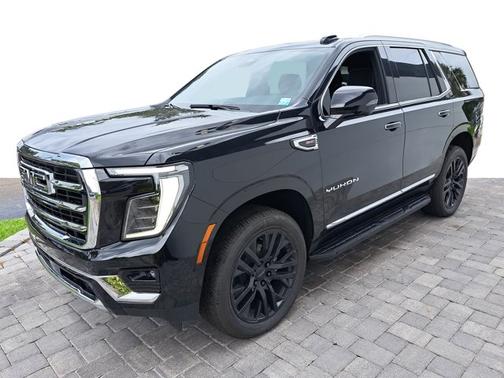 2025 GMC Yukon Elevation
