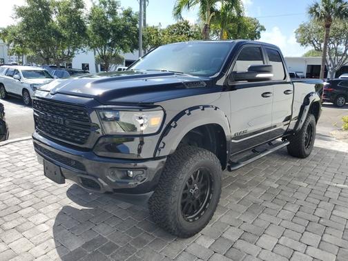 Diamond Black Crystal Pearlcoat 2022 RAM 1500 Big Horn
