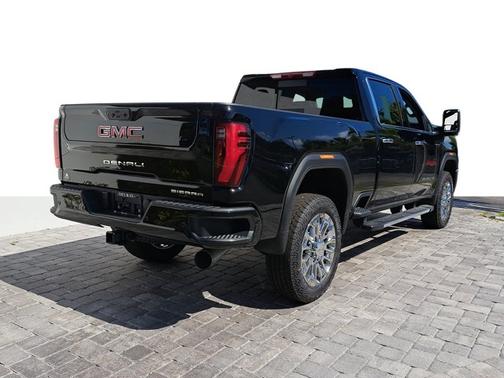 2025 GMC Sierra 2500 Denali