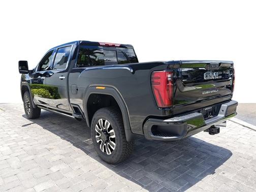 2025 GMC Sierra 2500 Denali